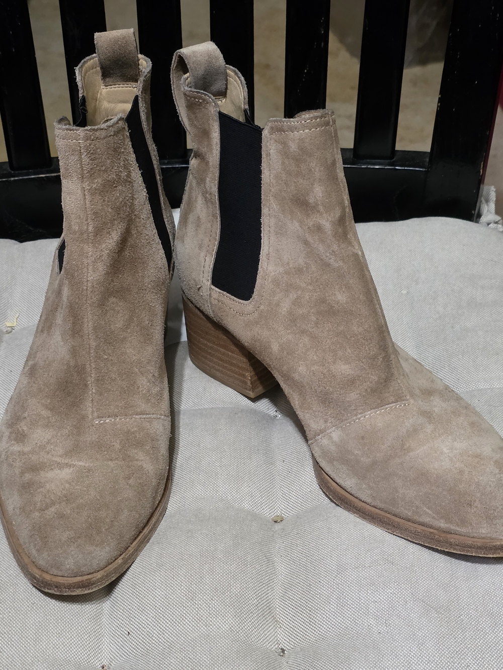 Womens rag & bone Taupe Suede Chelsea Ankle Boots with Block Heel Used Size 38